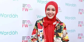 Gara-Gara Anemia Mendadak, Tulang Kaki Dewi Sandra Retak