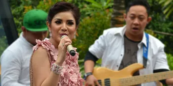 Gara-Gara Keluarga, Nindy Sempat Dilema