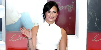 Gara-Gara Make Up Berantakan, Demi Lovato Gagal Cantik?