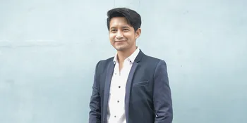 Gara-Gara Virus Covid 19, Chand Kelvin Tunda Kelulusan S2