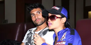 Gaston Castano Setia Temani Jupe Hadapi Kematian Ayah