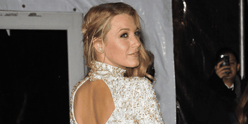 Gelar Baby Shower Private, Blake Lively Undang Taylor Swift