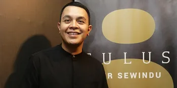 Gelar Konser di 5 Kota, Tulus Janji Tampilkan Aksi Berbeda di Setiap Panggung