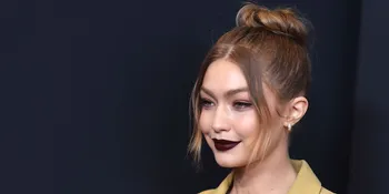 Gigi Hadid: Selamat Hari Ibu. Engkaulah Segalanya Bagi Kami!