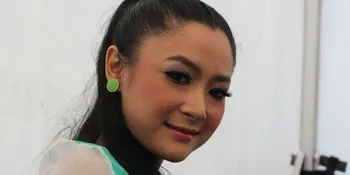 Goyang Bang Jali, Lynda Moymoy Hipnotis Penonton