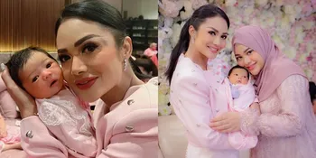 Grammi Awet Muda, 7 Potret Krisdayanti Momong Baby Ameena Hanna Anak Aurel dan Atta - Cute Pakai Outfit Kembar