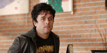 Green Day Vakum, Billie Joe Armstrong Pilih Main 2 Film Setahun