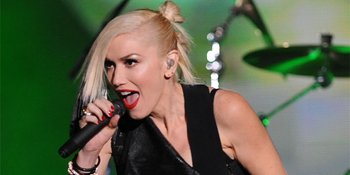 Gwen Stefani: Stop Selfie!