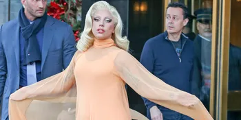 Hadiri Oscars 2015, Lady Gaga Sukses Jadi Pusat Perhatian