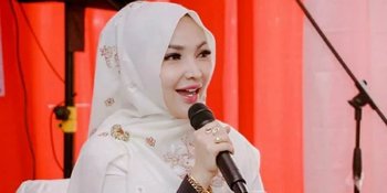 Hadiri Sidang Cerai Perdana, Roro Fitria Didampingi Banyak Pengawal