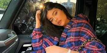 Halloween, Seksinya Kylie Jenner Saat Jadi Ariel 'THE LITTLE MERMAID'