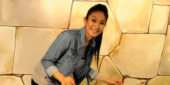 Happy Salma Jadi Personil Girlband, Sudah Cocok Belum?