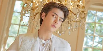 Harga Jubah Mandi dan Sarung Tangan yang Dipakai Sehun EXO Bikin Fans Geleng Kepala