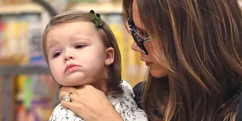 Harper Seven Beckham Ternyata Punya Kembaran