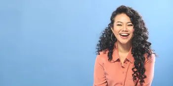 'Harus Bahagia', Single Baru Yura Yunita Yang Bikin Kamu Optimis Saat Nyari Pacar