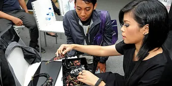 Hasil Bisnis Aksesoris Kikan Sebagaian Disumbangkan