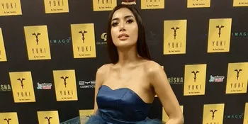 Heboh Video Millen Cyrus Berendam Tanpa Busana di Bathtub dan Berhubungan Intim dengan Pria