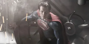 Henry Cavill Yakin Superman Versinya Paling Realistis