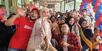 Highlight Momen Seru Keluarga Teuku Wisnu dan Shireen Sungkar Meriahkan 'Biskuat Berbagi Kebaikan' di Indomaret