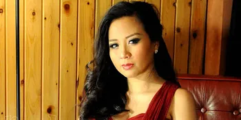 Hot Mama! Astrid Dalam Video Klip Perdana Setelah Melahirkan