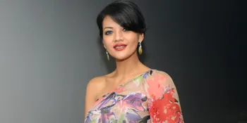 Hotman Paris Ajak Farah Quinn Pacaran, Siap Beri Lamborghini dan Mercedes Benz