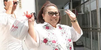 Ibunda Meninggal Karena Kanker, Nunung Naik Mobil Dari Jakarta ke Solo