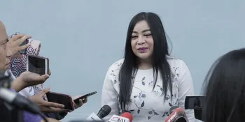 Ibundanya Divonis Hidup Tidak Lama Lagi, Annisa Bahar Sedih