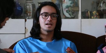 Identik Dengan Rambut Gondrong, Omar Daniel Mau Potong Cepak?