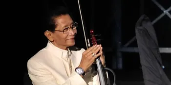 Almarhum Idris Sardi Dimakamkan di TPU Menteng Pulo