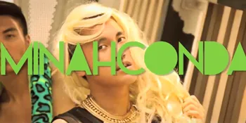 Ih, Pria Singapura Ini Goyang-Goyang Ala Nicki Minaj!