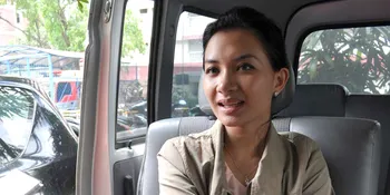 Ika Putri Sibuk Jadi Penyanyi dan Manager Hotel Sekaligus