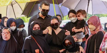 Ikhlas Atas Kepergian Ayahanda, Asmirandah: Papa Udah Nggak Sakit Lagi