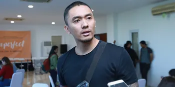 Ikut Meriahkan, Uus Sempat Jadi Juri Kompetisi Stand-up di JICOMFEST 2019