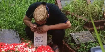 Indra Bekti Cerita Kronologi Anaknya Lahir Prematur & Meninggal