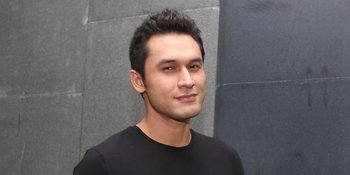 Indra Bruggman Ngakak Lihat Penampilan-nya di 'Jinny Oh Jinny'