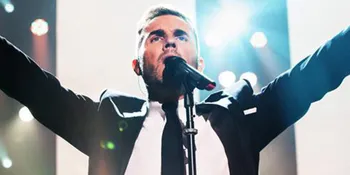 Ingin Dikontrak, Gary Barlow Kirim Foto Tanpa Busana ke Bos Label