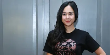 Ingin Lestarikan Budaya Indonesia, Aura Kasih Belajar Bahasa Jawa