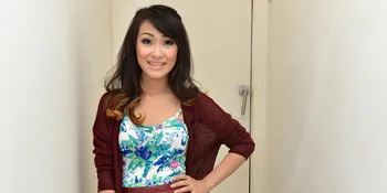Ingin Tampil Dewasa, Felly Chibi Pilih Sulam Alis