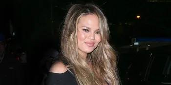 Ini Alasan Chrissy Teigen Tak Akan Sembunyikan Foto Bayinya