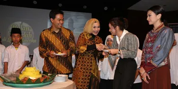 Ini Beda '99 CAHAYA DI LANGIT EROPA' Versi Baru