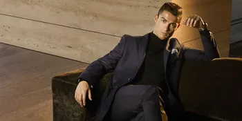 Ini Bukti Sixpack Cristiano Ronaldo Bukanlah Hasil Photoshop