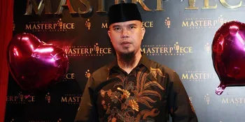 Ini Doa Yang Dititipkan Ahmad Dhani Pada Dul Saat Umrah