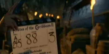 Ini Jadinya, Kalo Pemeran Pirates of Carribean Gak Serius