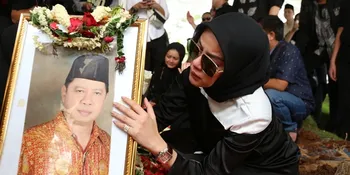 Ini Kata-Kata Terakhir Ayah Untuk Olla Ramlan, Panggil Putrinya Sayang