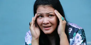 Ini Kronologi Awal Perseteruan Melanie Subono &#38; Animal Defender