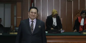 Ini Tanggapan Farhat Abbas Soal Henry Yosodiningrat