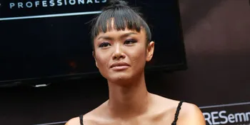 Ini Cara Kelly Tandiono Atasi Rambut Bercabang