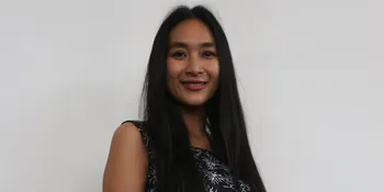 Ini Yang Bikin Happy Salma Ketagihan Bermain Teater