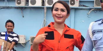 Ini Yang Didapat Fitri Carlina Dari Hubungan LDR-nya Dengan Suami