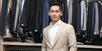 Ini yang Dilakukan Samuel Zylgwyn Saat Break Syuting 'NALURI HATI', Baca Script - Main Ponsel